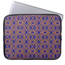 Abstract Geometric pattern vintage background. Tre Laptop Sleeve