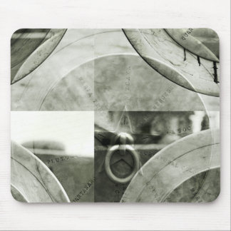 Abstract Grunge Ring n Star Mouse Pad