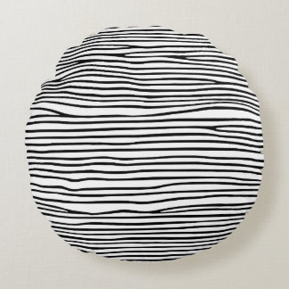 Abstract horizontal lines_black round pillow