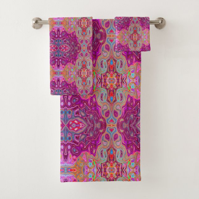 Abstract Magenta Pink, Blue and Red Groovy Pattern Bath Towel Set (Insitu)