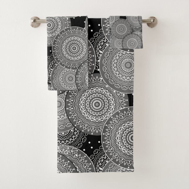 Abstract modern geometric circles round shapes man bath towel set (Insitu)