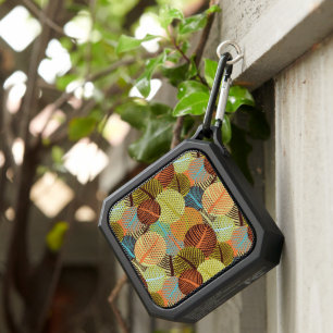 Abstract pattern bluetooth speaker