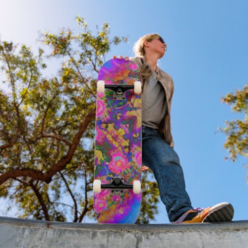 Abstract retro pink floral pink sunflower fields  skateboard