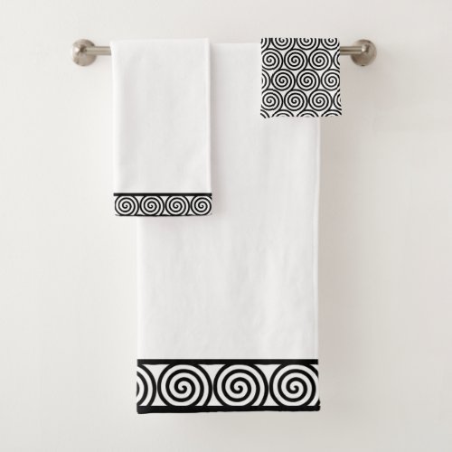 Abstract Spiral Circles in Black  White Bath Towel Set