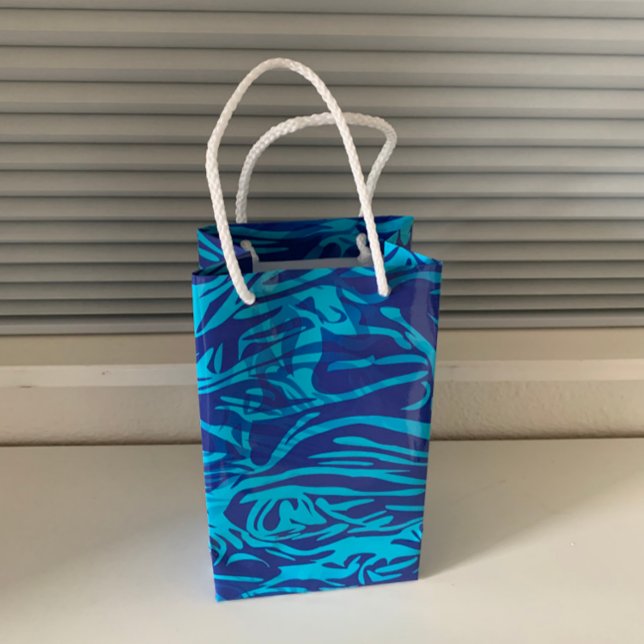  Abstract Tropical Flowers Small Gift Bag (Creator Uploaded)