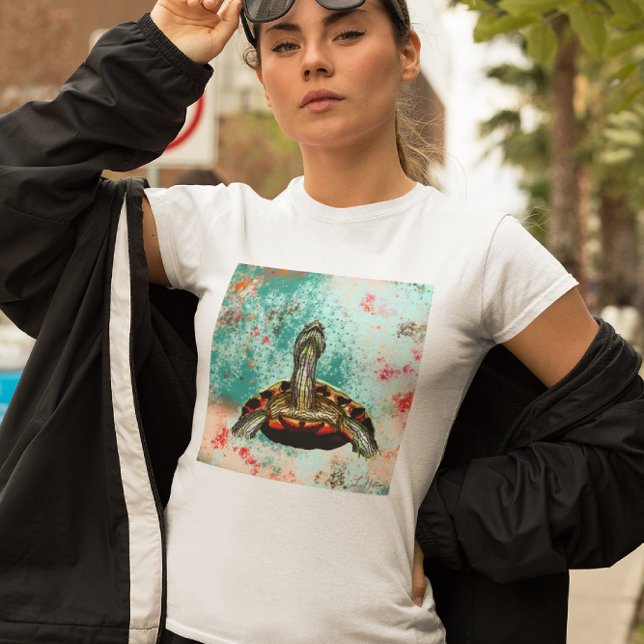 Abstract Turtle Artwork T-Shirt (Creator Uploaded)