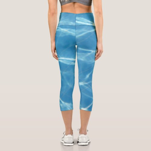 Abstract  Zazzle_Growshop Capri Leggings