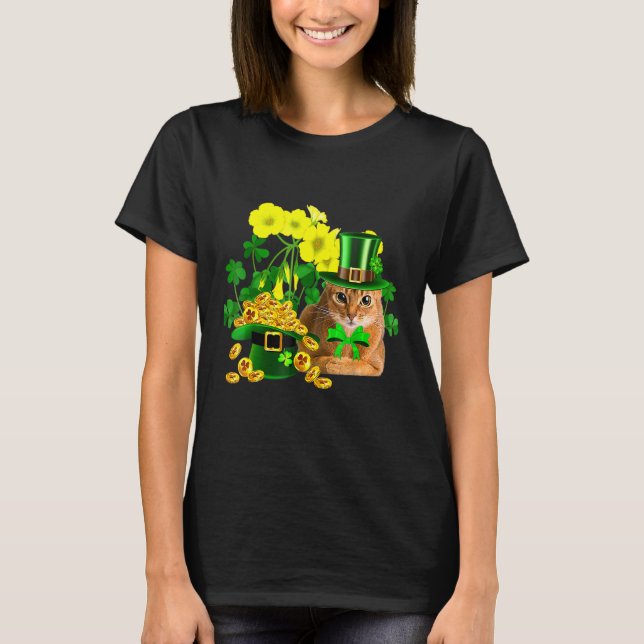 Abyssinian Cat St Patricks Day Leprechaun Cat T-Shirt (Front)