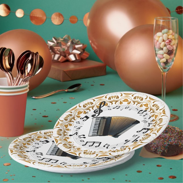 Accordion design in elegant black and gold paper plates (Multi)