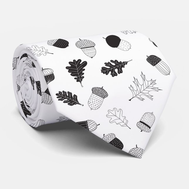 Acorns and leaves neck tie (Rolled)