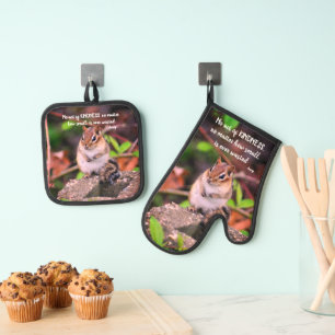Acts Of Kindness Inspirational Quote Chipmunk Oven Mitt & Pot Holder Set
