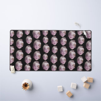 Add 1 Floating Head Photo - Random Pattern black Desk Mat
