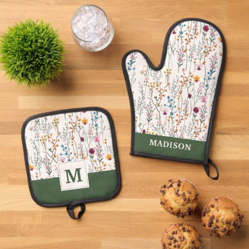 Add Your Name  Summer Wildflower Pattern Oven Mitt  Pot Holder Set