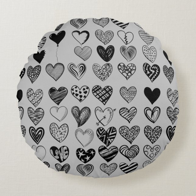 Adorable Black Heart Scribble Drawing Round Pillow (Front)