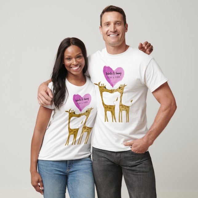 Adorable Giraffe Lovers T-Shirt (Unisex)