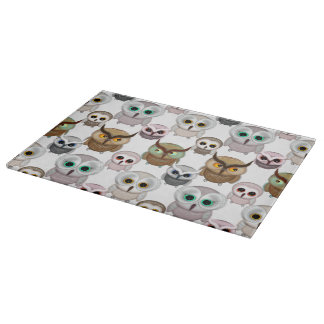 Adorable Illustrated Owls Pattern Cutting Board