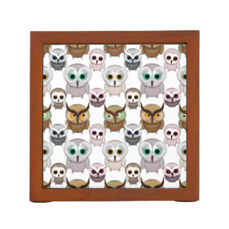 Adorable Illustrated Owls Pattern Desk Organizer