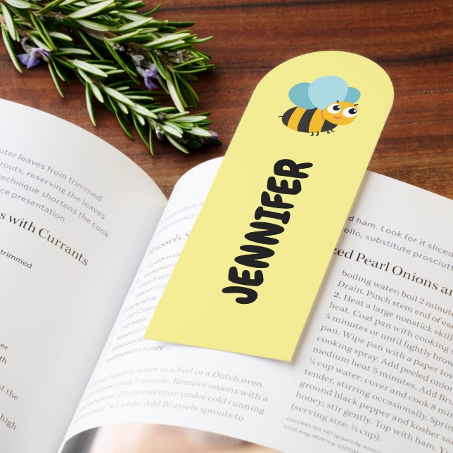 ADORABLE LITTLE BEE ADD KIDS NAME  BOOKMARKS (Book)