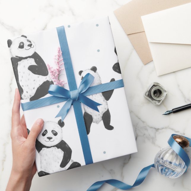 Adorable panda bear pattern wrapping paper (Gifting)