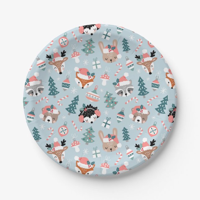 Adorable Woodland Christmas Animal Faces Pattern Paper Plates (Front)