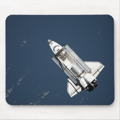 Aerial view of Space Shuttle Discovery 2 Mouse Pad