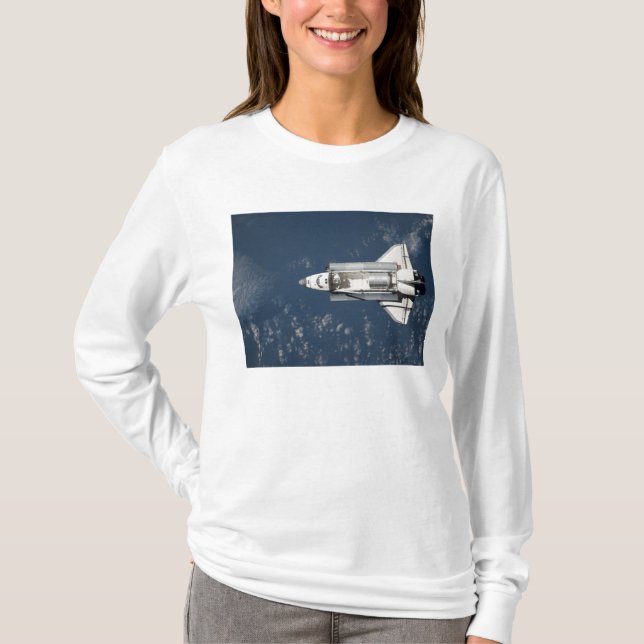 Aerial view of Space Shuttle Discovery 3 T-Shirt (Front)