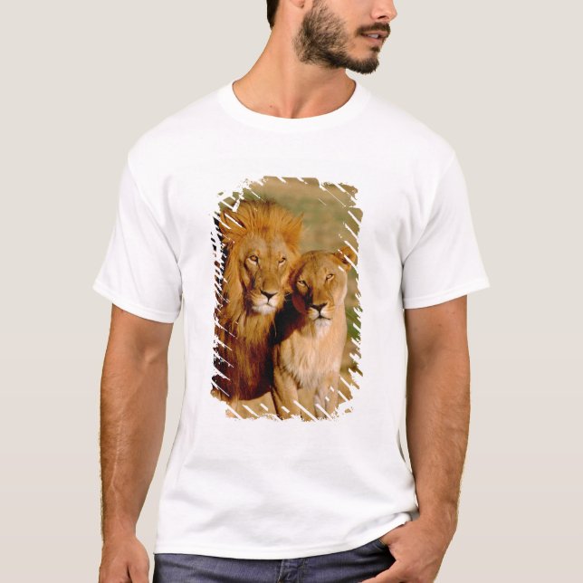 Africa, Namibia, Okonjima. Lion & lioness T-Shirt (Front)