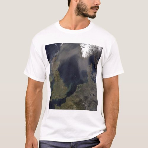 African dust blowing over Scotland T_Shirt