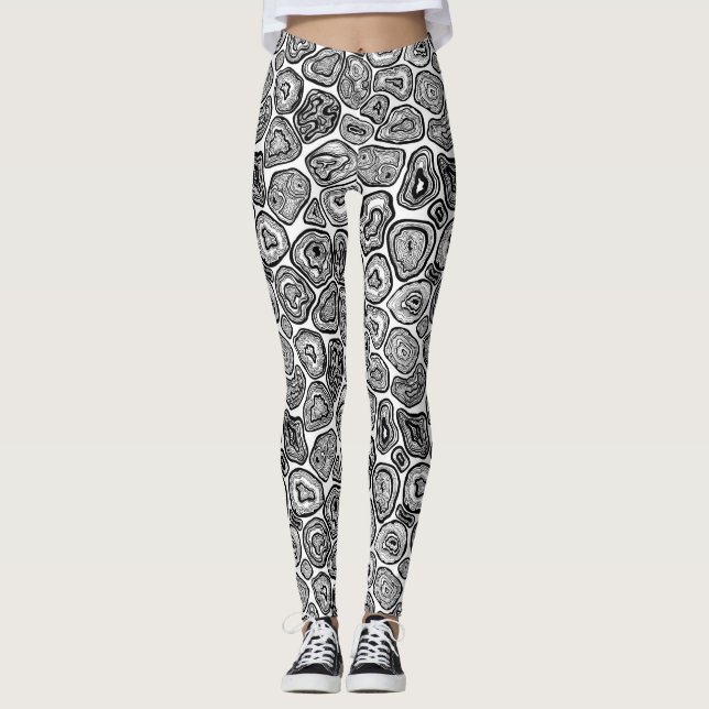 Agate slices in black and white leggings (Front)
