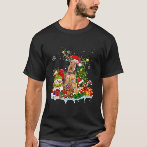 Airedale Terrier Santa Hat Reindeer Christmas T_Shirt