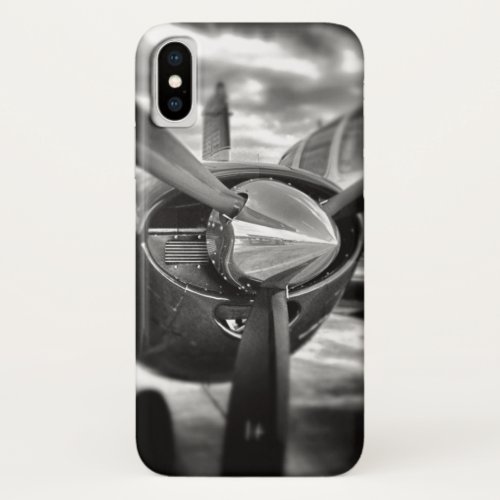 Airplane propeller Black and White iPhone X Case