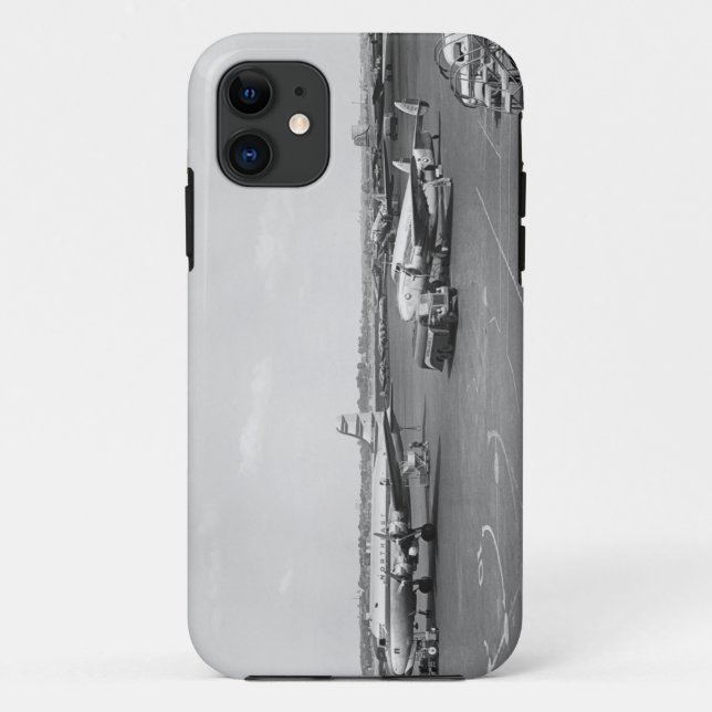 Airplanes Case-Mate iPhone Case (Back)