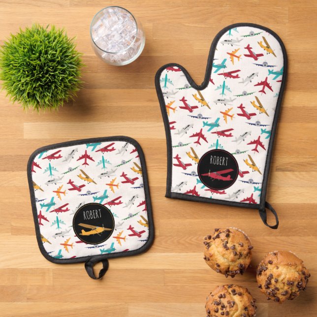 Airplanes Pattern Custom Name Kids Oven Mitt & Pot Holder Set (Top Down)