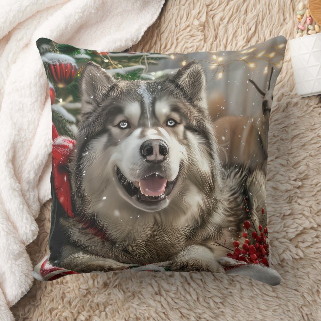 Alaskan Malamute Dog Christmas Festive Throw Pillow (Blanket)