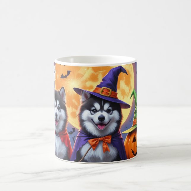Alaskan Malamute Dogs Pumpkin Halloween Funny  Coffee Mug (Center)