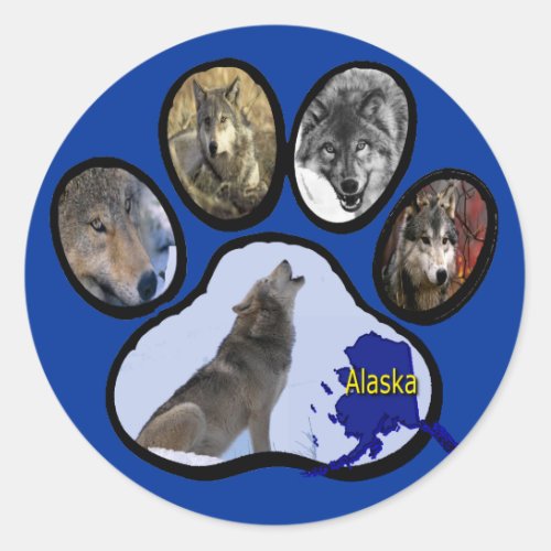 Alaskan Wolf Paw Print Classic Round Sticker