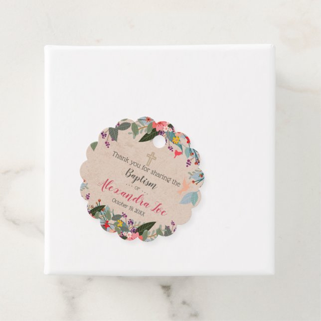 Alexandra Scalloped Favor Tag (In Situ)