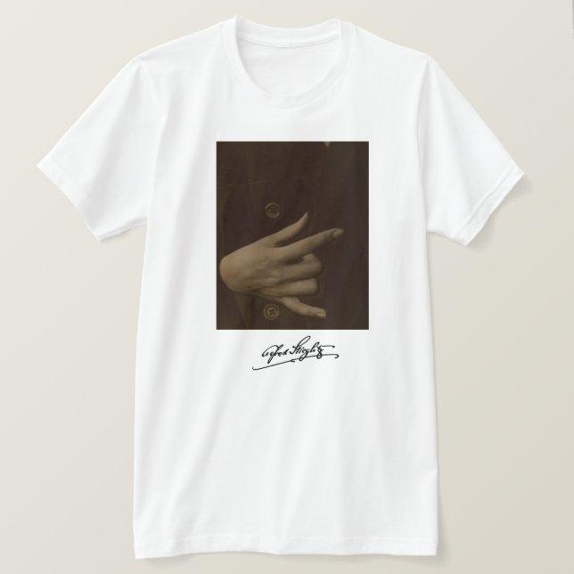 Alfred Stieglitz:Georgia O'Keeffe-Hand T-Shirt (Design Front)
