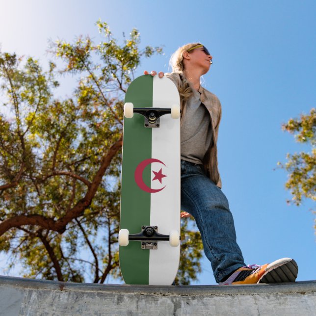 Algeria flag skateboard (Outdoor 1)