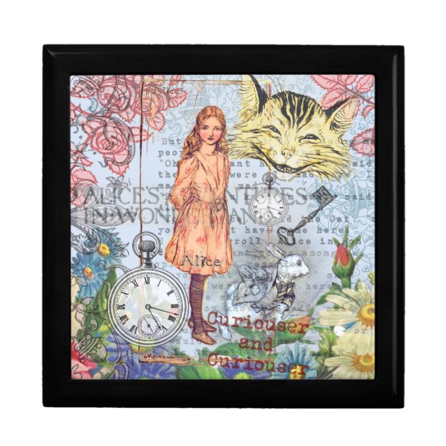 Alice Adventures in Wonderland Classic Rackham Gift Box (Front)