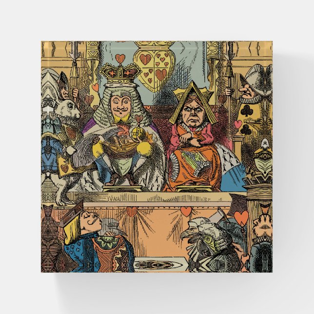 Alice in Wonderland Cheshire Cat Characters Paperweight (Front)