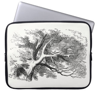 Alice in Wonderland - Cheshire Cat Fading to Smile Laptop Sleeve