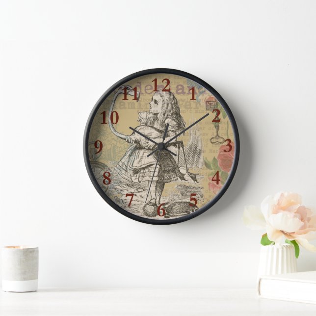 Alice in Wonderland Flamingo Classic Clock (Home)