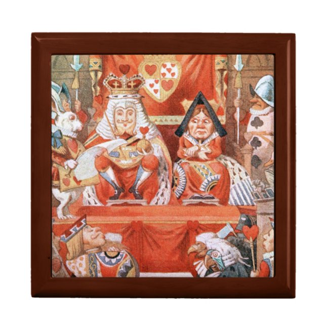 Alice in Wonderland King Queen of Hearts Gift Box (Front)