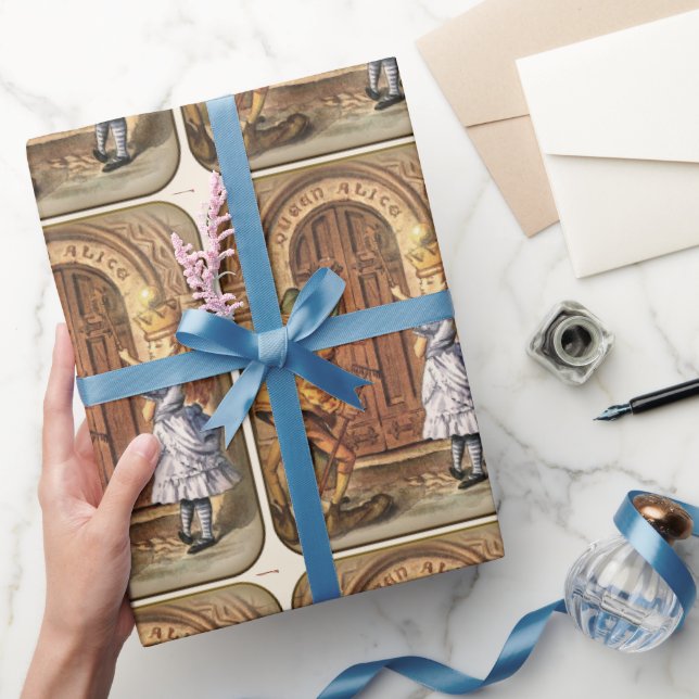 Alice in Wonderland Queen Alice Gift Wrapping Paper (Gifting)