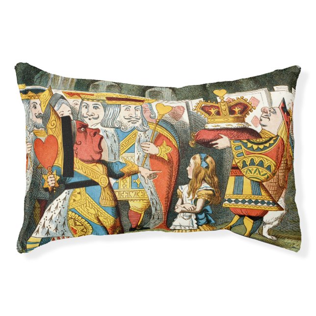Alice in Wonderland Queen of Hearts Pet Bed (Front)