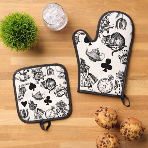 Alice White Rabbit Wonderland Classic Oven Mitt  Pot Holder Set