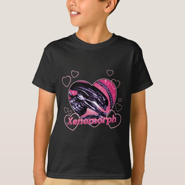 Alien 3 Valentine's Day Loving Xenomorph Heart Rtr T-Shirt (Front)