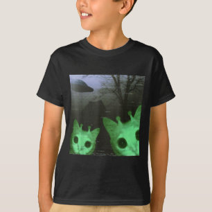 Alien Cats Ufo Funny Creepy Cat Meme For Men Women T-Shirt