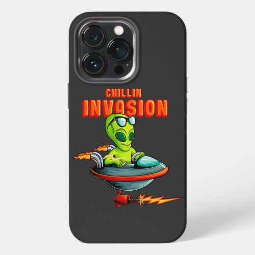 Alien chillin invasion iPhone 13 pro case